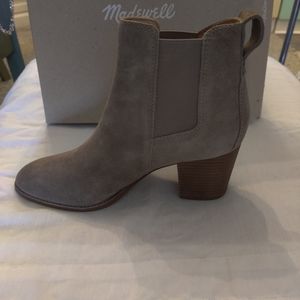 Madewell Chelsea boot